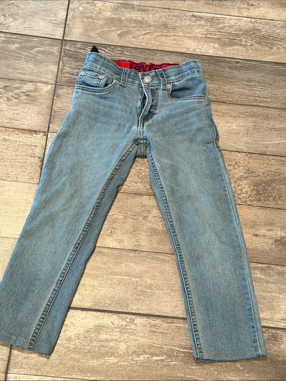 Levi's Men's Light Wash Straight Jeans